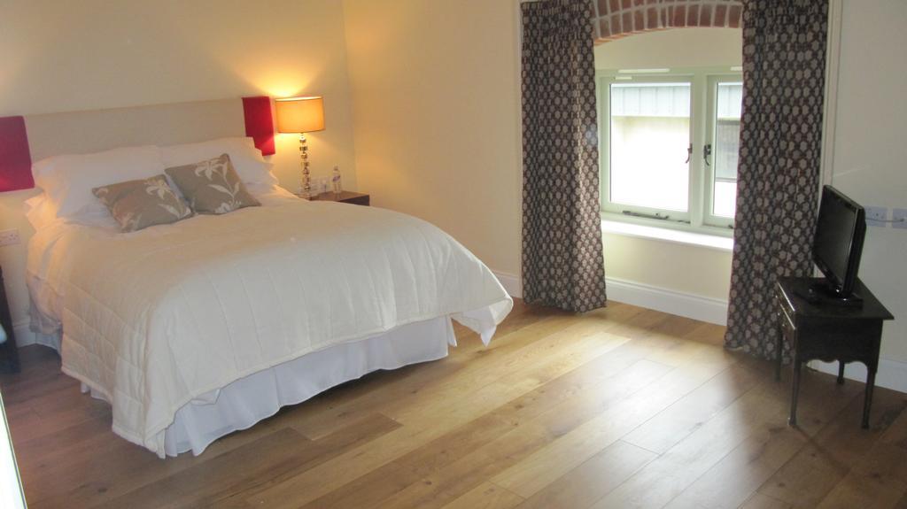 Withyslade Farm Villa Tisbury Buitenkant foto